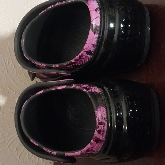 Crocs Clogs - Picture 5 of 10